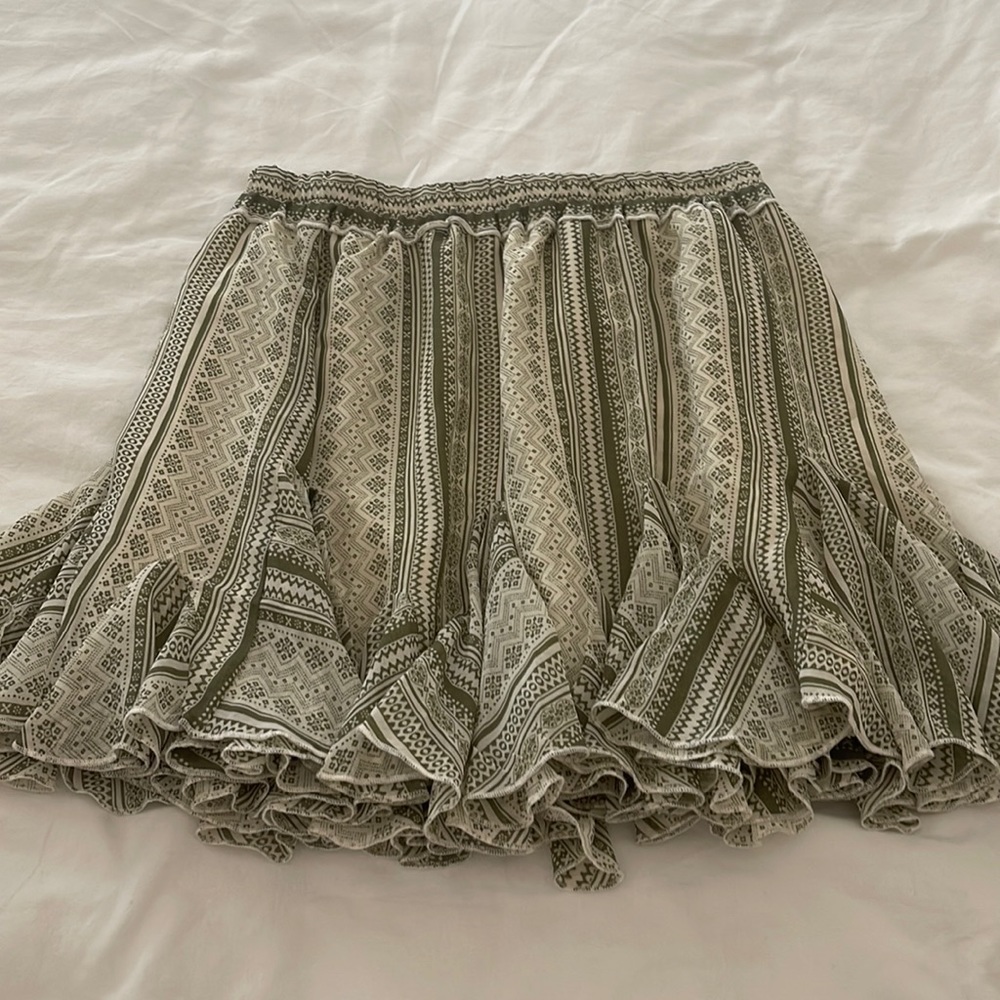 womens polyester green patterned skirt